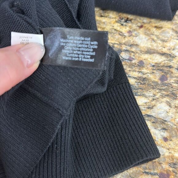 ❤️Last Chance Lane Bryant Black Long Sleeve Lace Appliqué Sweater Size 24/26 - Picture 6 of 10